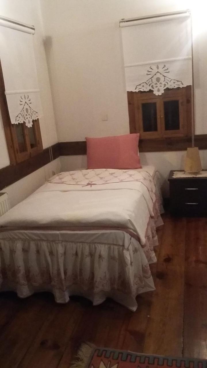 Nimet Hanim Konagi *